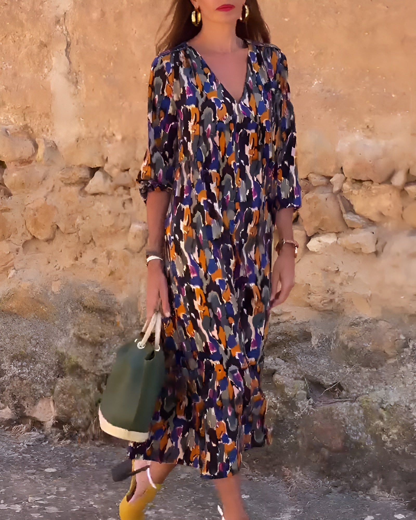 Violetta | Robe Longue à Motif Rétro et Col V
