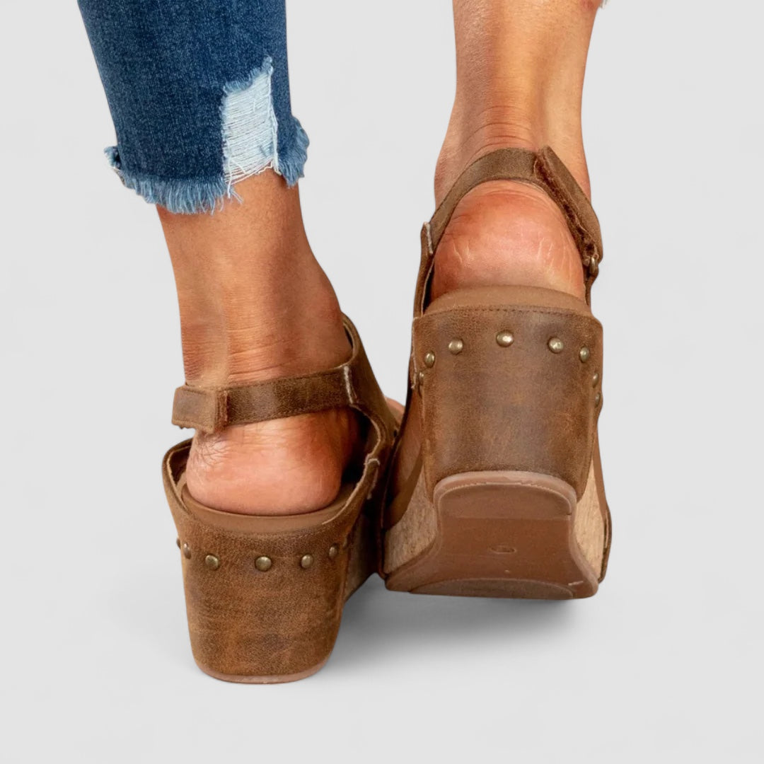 Clair™ | Chaussures à Talons Élégantes