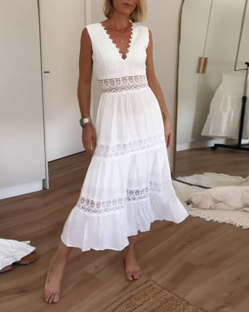 Charlotte | Robe en Dentelle Artisanale à Décolleté en V