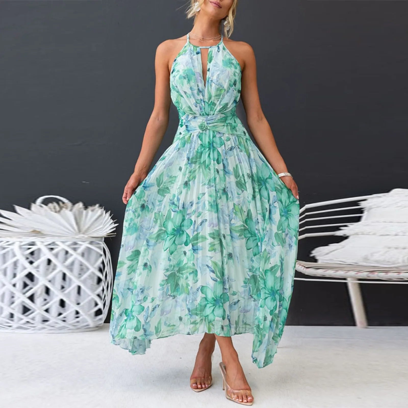 Chloé | Robe Asymétrique Fleurie à Col Halter
