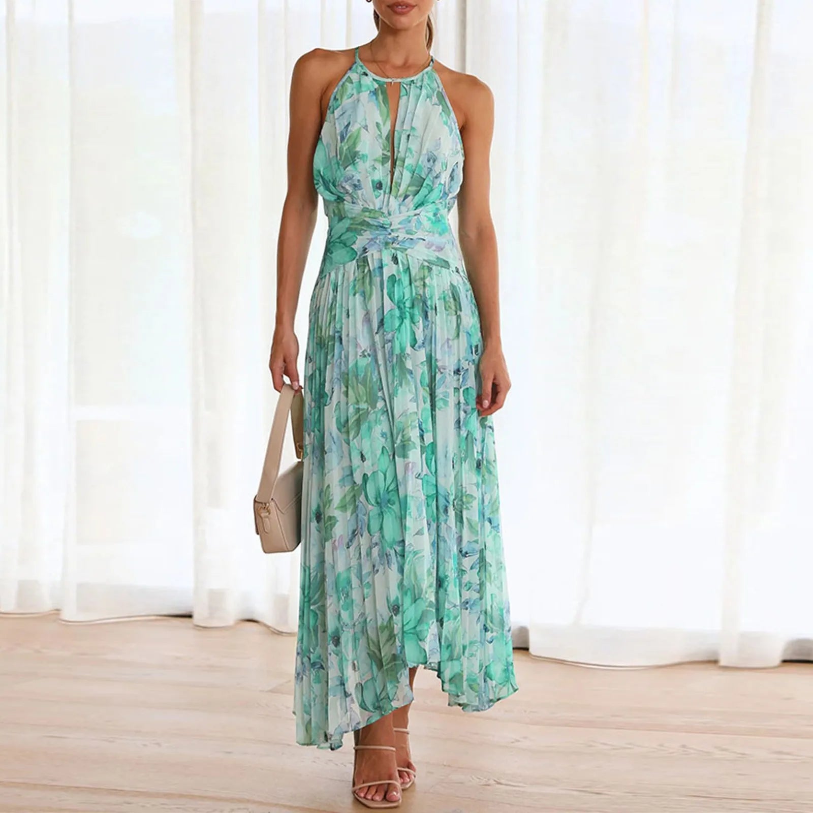 Chloé | Robe Asymétrique Fleurie à Col Halter