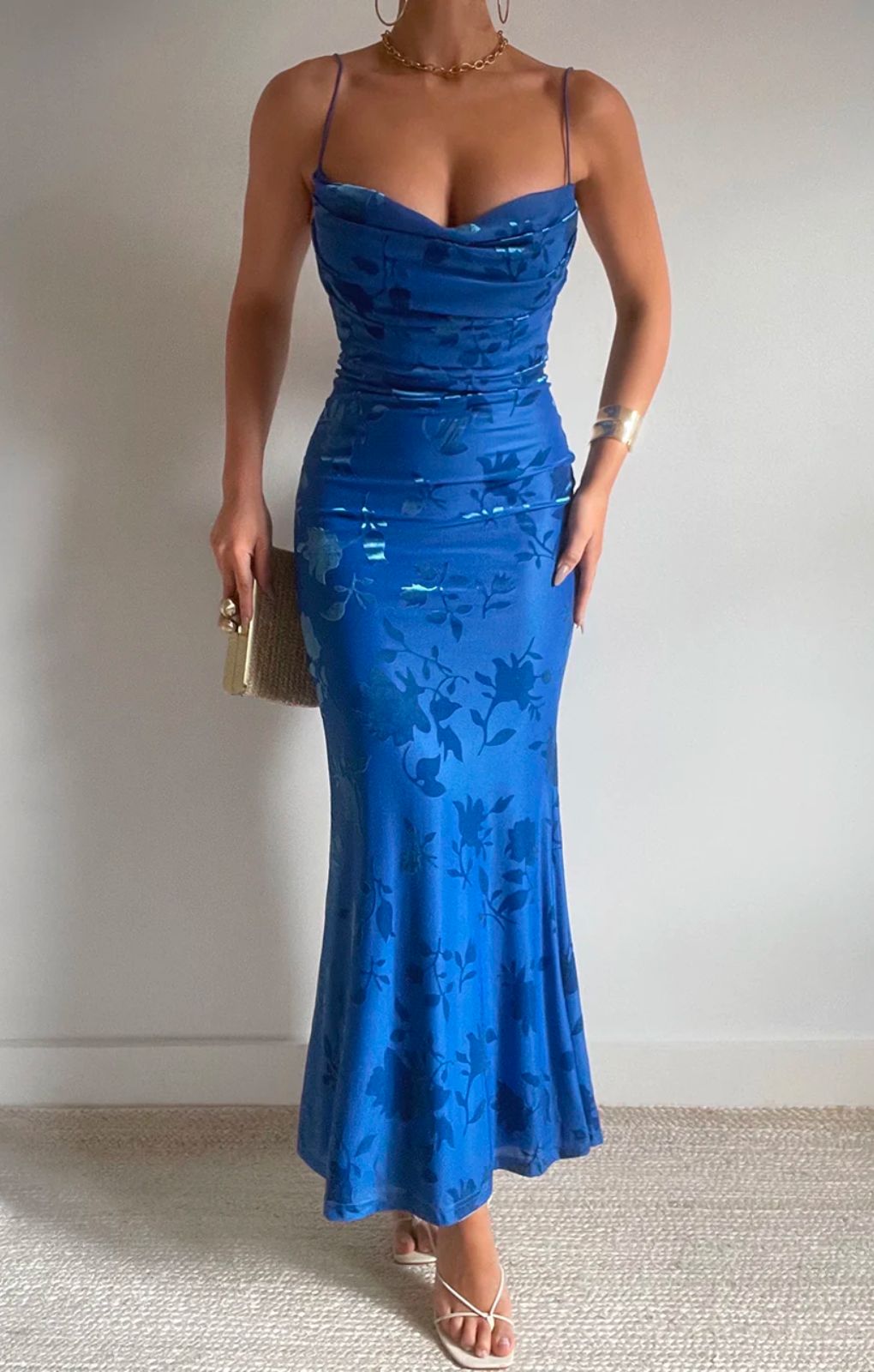AZZURRA | Robe Longue Élégante